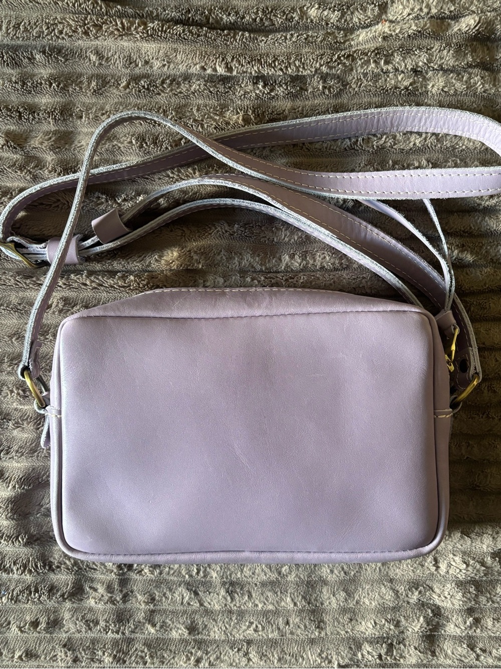 Portland Leather Pale Lavender Crossbody Bag - Picture 2 of 9